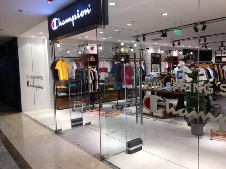浅谈服装防盗器在服装店的应用